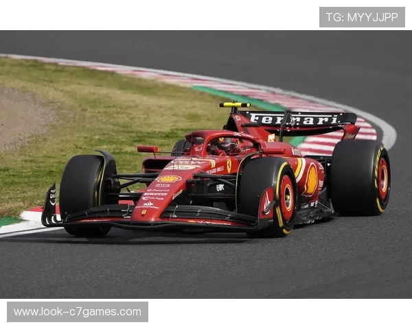 F1赛季最新动态：维斯塔潘再度夺冠 车队排名激烈竞争再升温