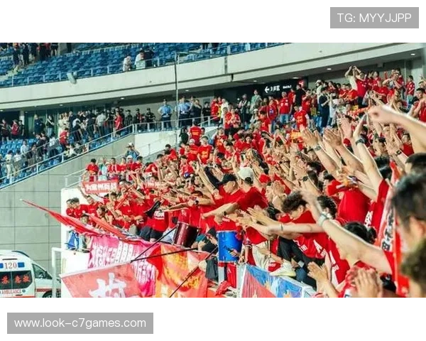 北京足球联赛精彩对决全程回顾 热血赛事点燃球迷激情