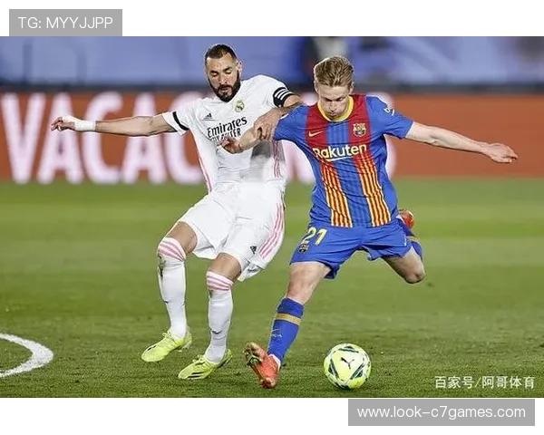 明日绿茵场激战一触即发豪门对决谁能笑到最后