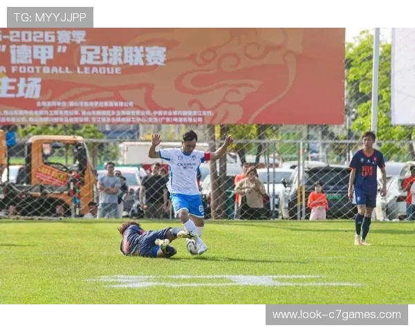 精彩对决即将上演谁能在绿茵场上笑到最后